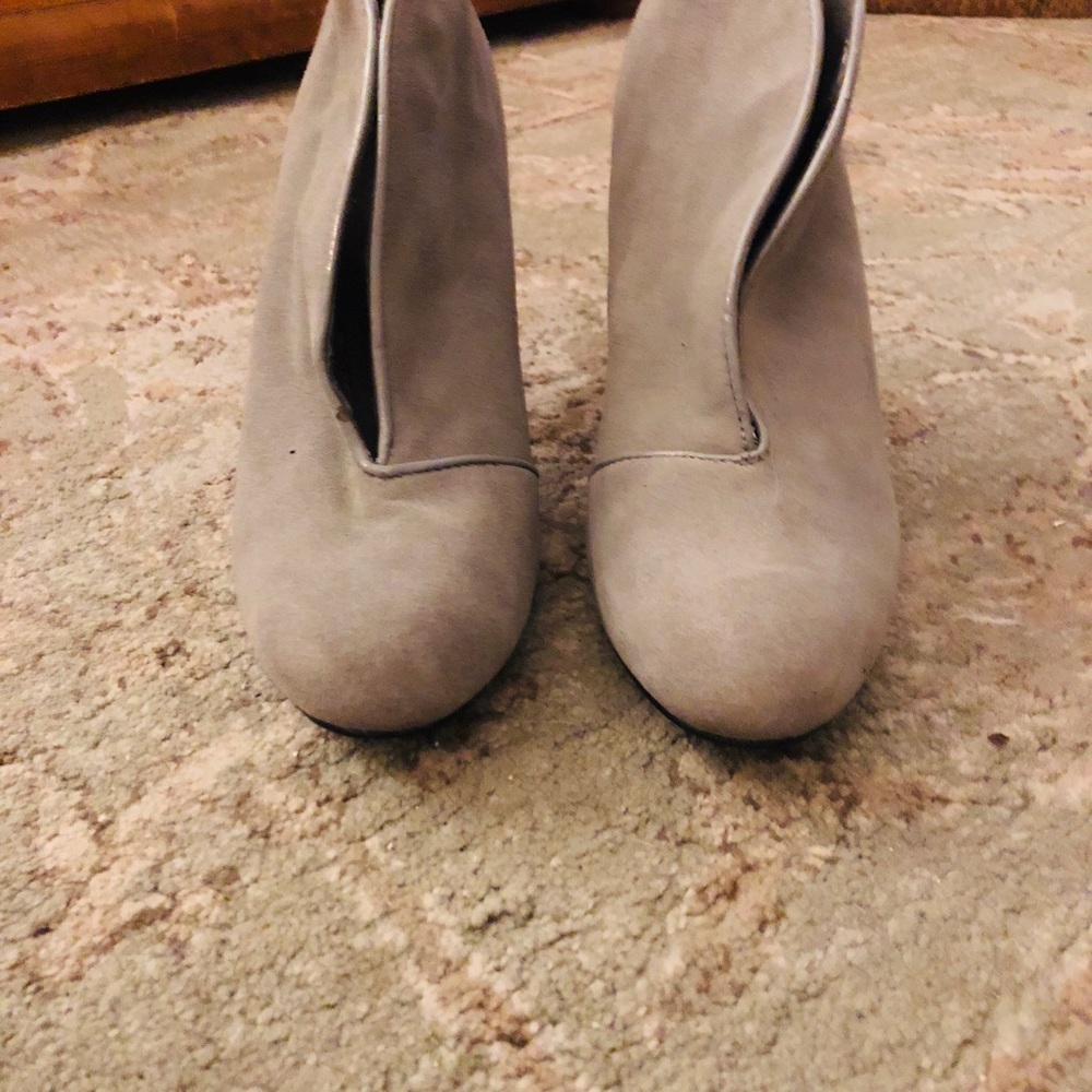 Gray Heeled Booties - image 4